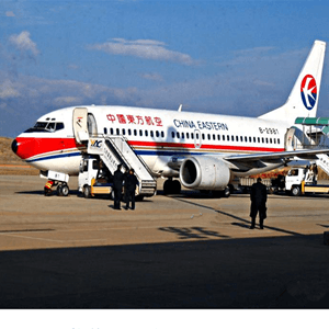 甘孜格萨尔空运公司航空快运业稳步发展的原因是什么？